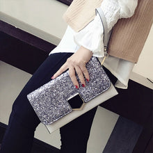 Carregar imagem no visualizador da galeria, Bolsa clutch fashion