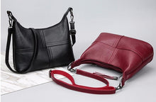 Carregar imagem no visualizador da galeria, Bolsa hobo  casual Crossbody